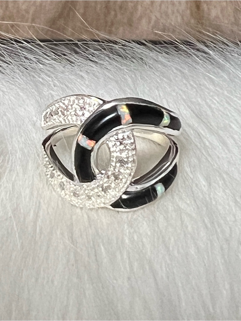 Sterling silver inlay and crystal horse shoe ring